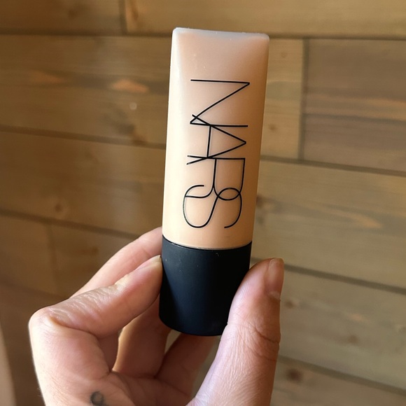 Nara soft matte complete foundation - Picture 1 of 2